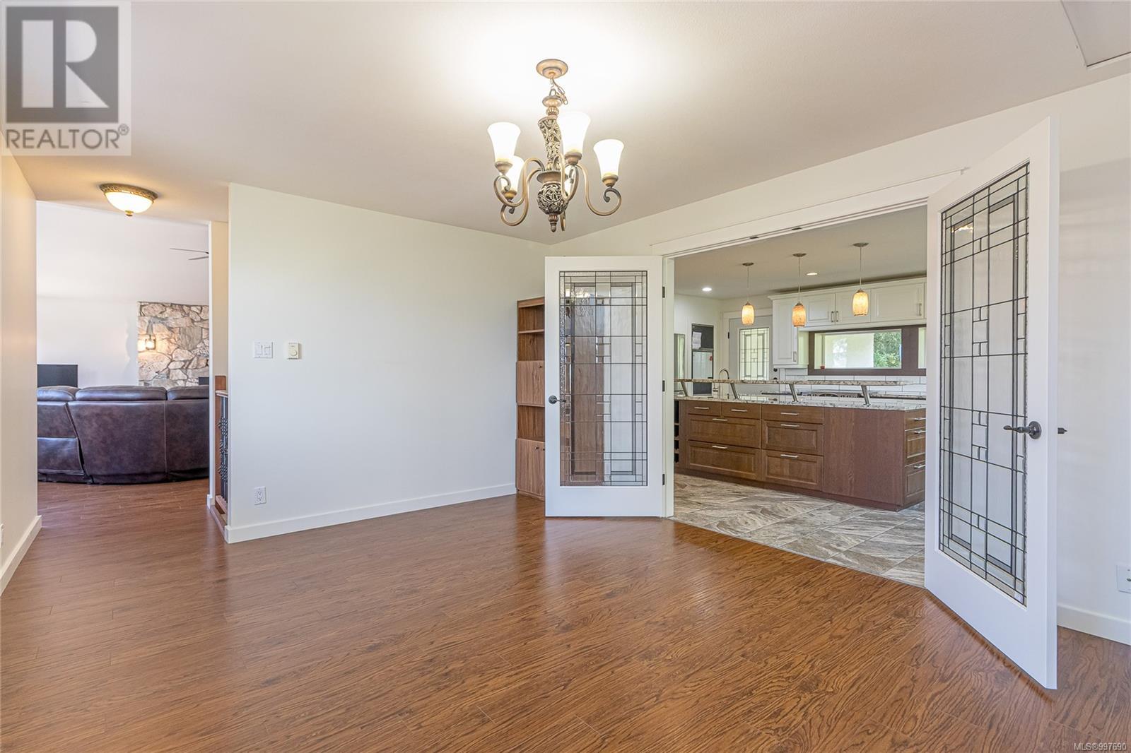 Property at 886 Cavin Rd image 1