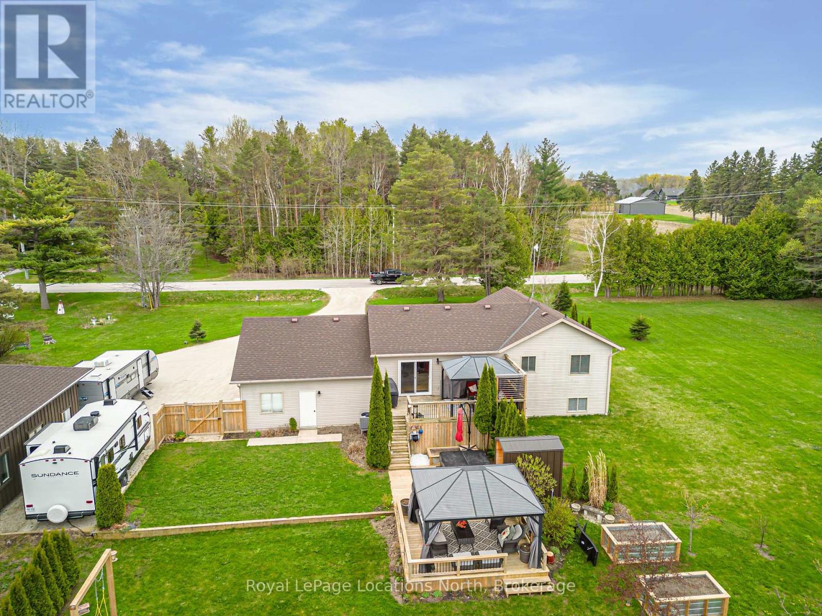 Property at 7286 36/37 NOTTAWASAGA SIDE ROAD E image 2