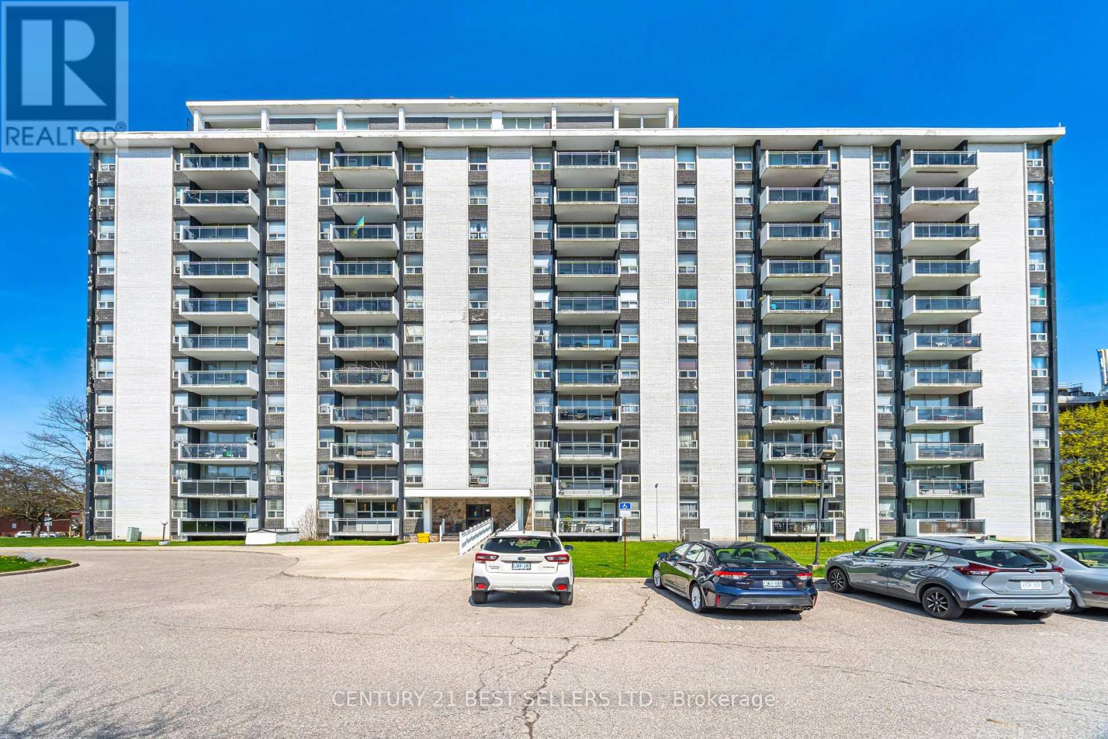 Property at 306 - 151 LA ROSE AVENUE image 1