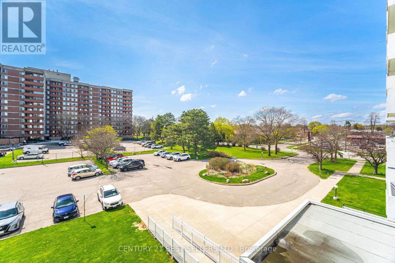 306 - 151 La Rose Avenue, Toronto, Ontario  M9P 1B3 - Photo 13 - W12134916