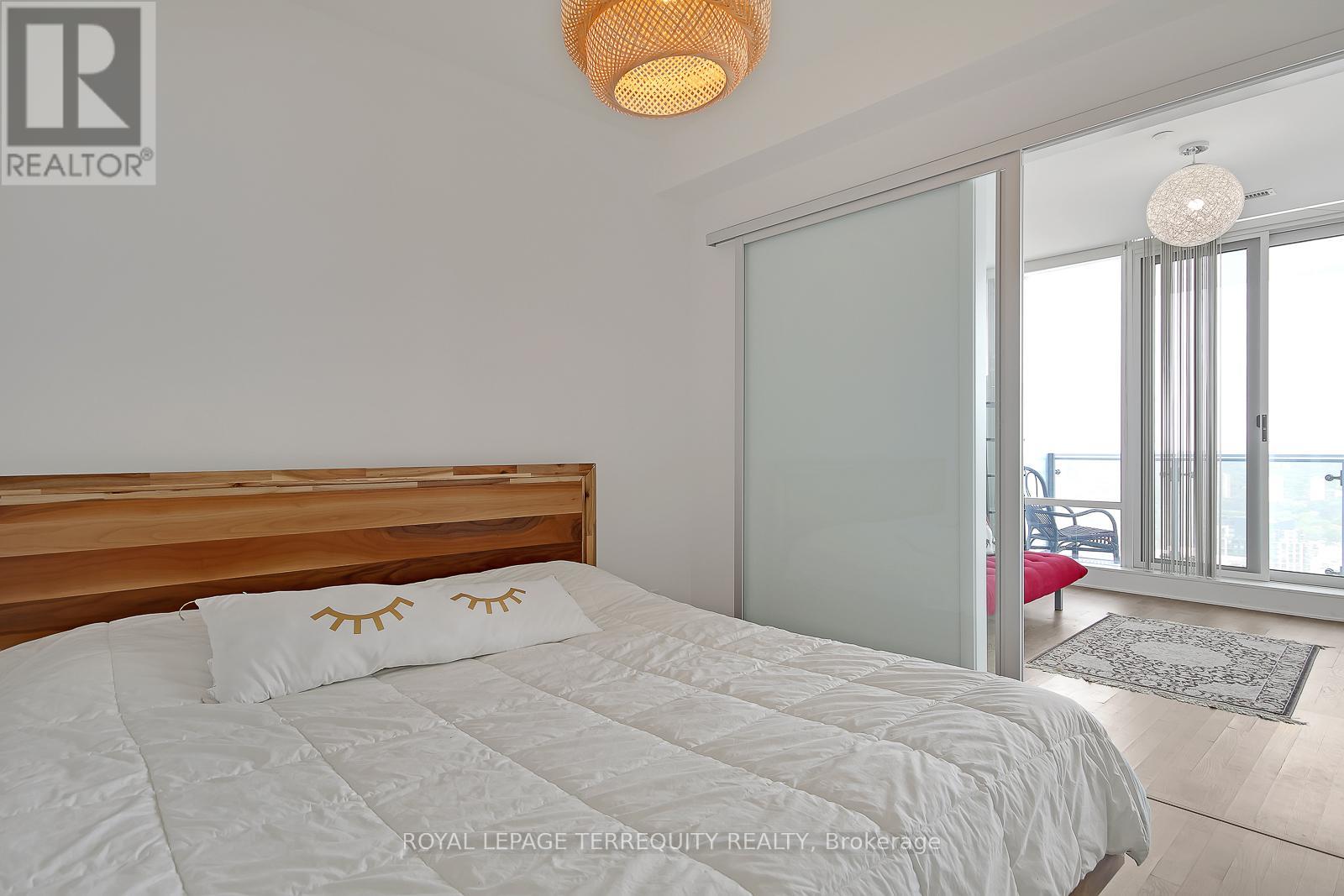 4003 - 1 Bloor Street E, Toronto, Ontario  M4W 1A9 - Photo 18 - C12134993
