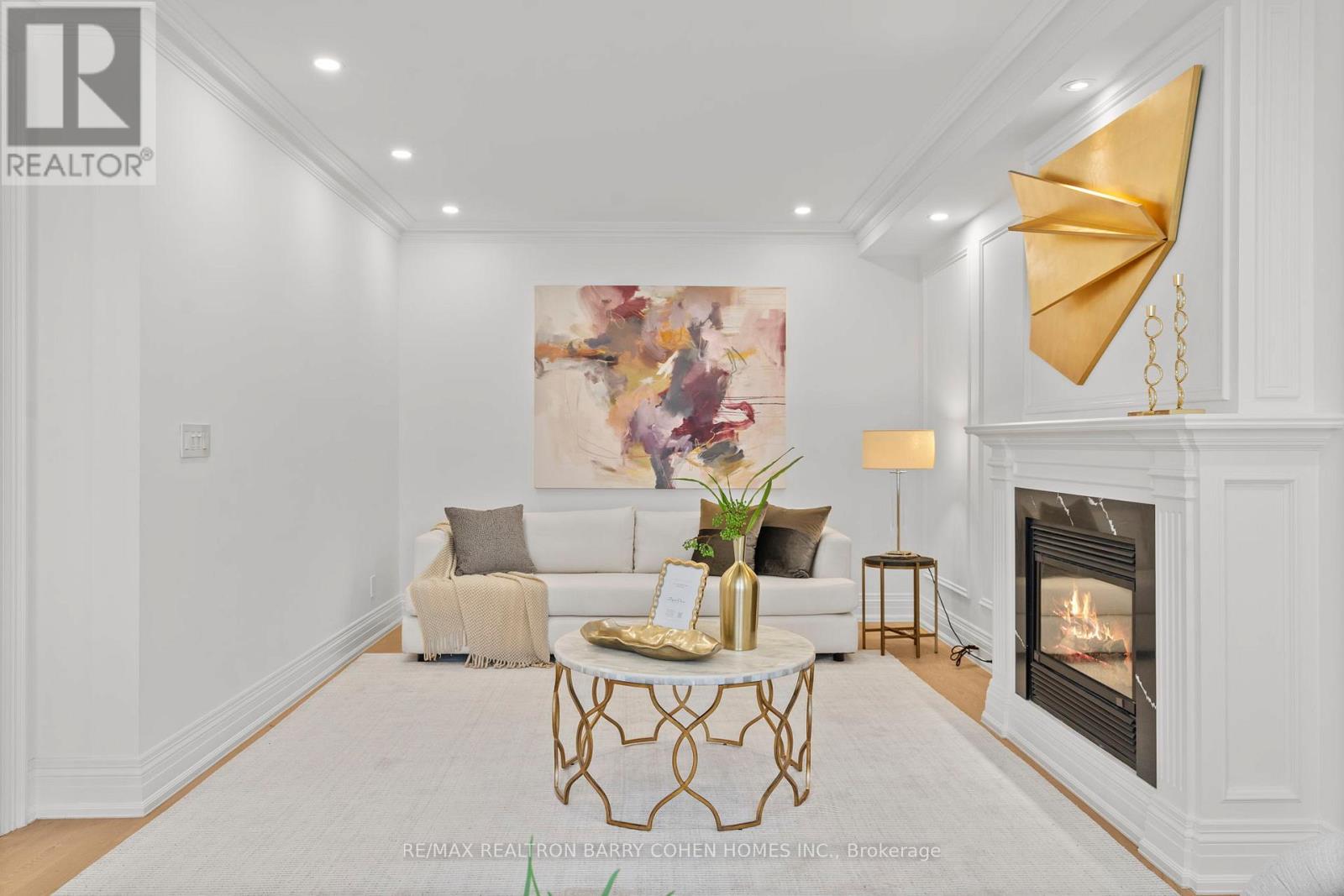 Property at 267 ST LEONARDS AVENUE image 5