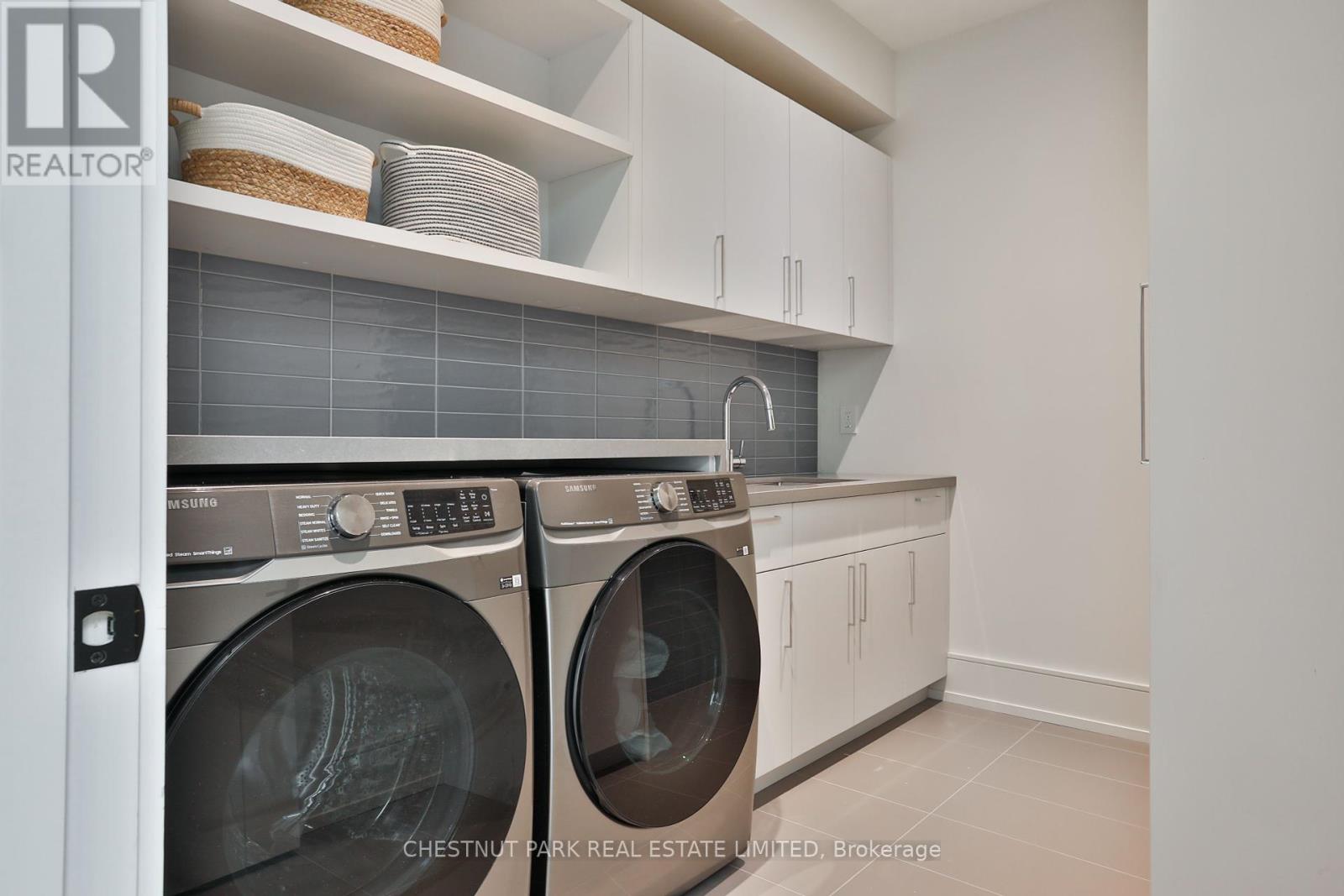 2 Marchwood Drive, Toronto, Ontario  M3H 1J8 - Photo 26 - C12135034