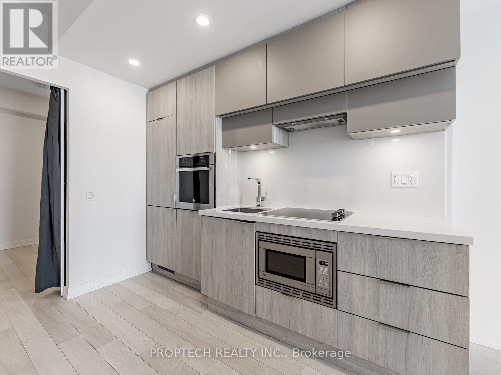4201 - 39 Roehampton Avenue, Toronto, Ontario  M4P 1P9 - Photo 9 - C12135084