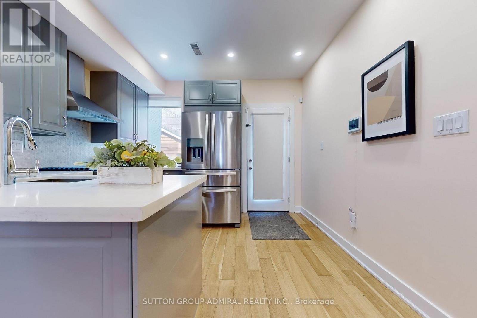 1216 Davenport Road, Toronto, Ontario  M6H 2G8 - Photo 7 - C12135134