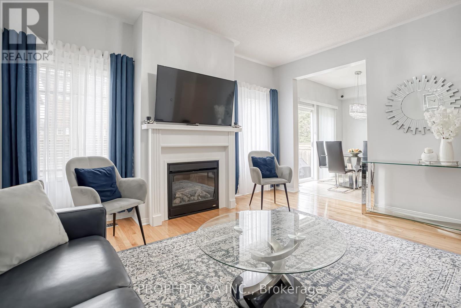 2 Horn Street, Whitchurch-Stouffville (Stouffville), Ontario  L4A 0X9 - Photo 14 - N12135083
