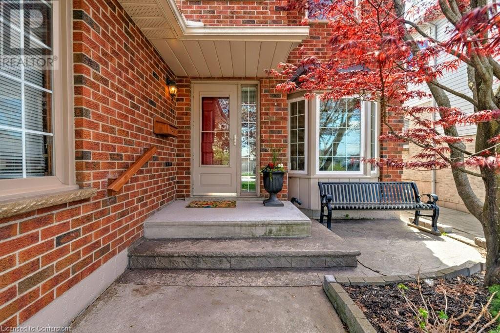137 Claudette Gate, Hamilton, Ontario  L9B 2J9 - Photo 2 - 40726086