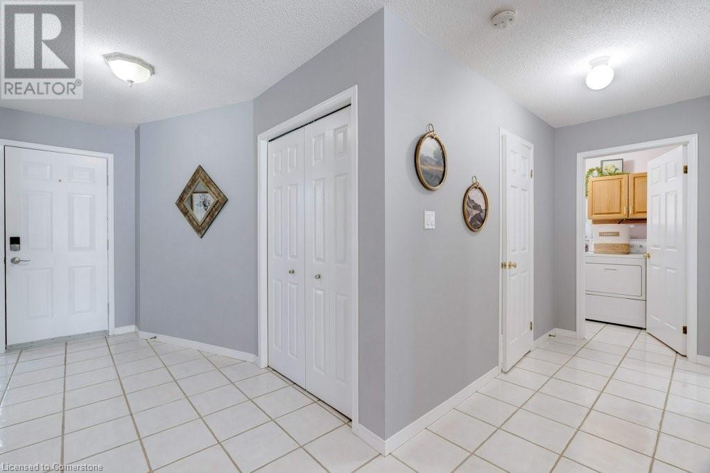 137 Claudette Gate, Hamilton, Ontario  L9B 2J9 - Photo 6 - 40726086