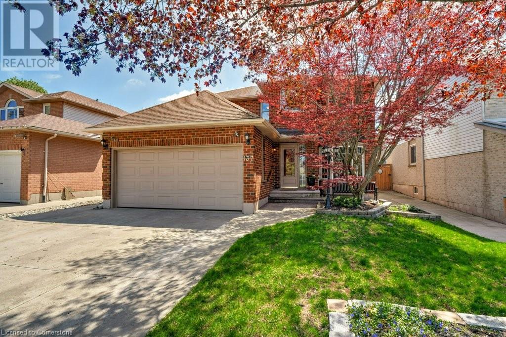 137 CLAUDETTE Gate, Hamilton, Ontario