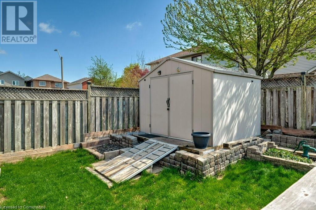 137 Claudette Gate, Hamilton, Ontario  L9B 2J9 - Photo 46 - 40726086