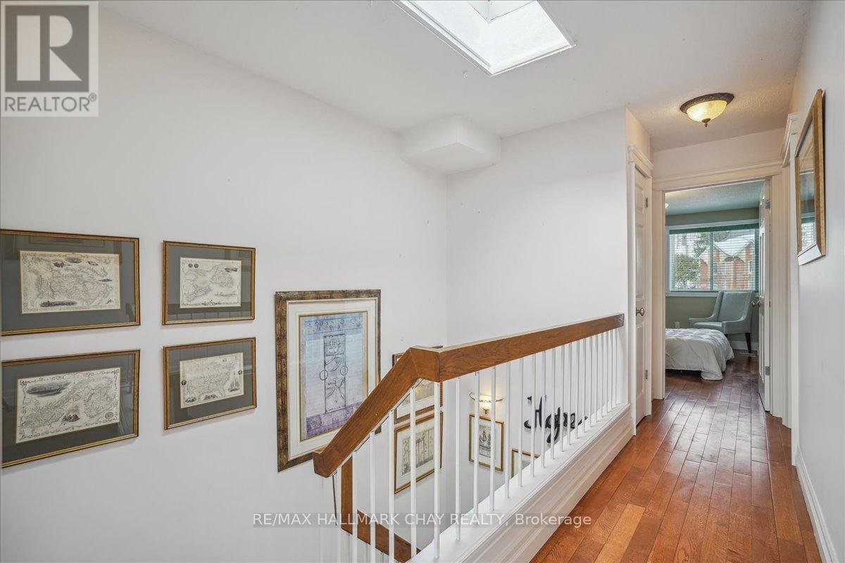 195 Collier Street, Barrie, Ontario  L4M 5L5 - Photo 26 - S12134973