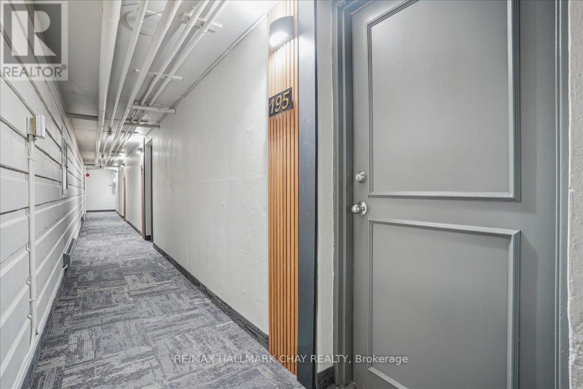 195 Collier Street, Barrie, Ontario  L4M 5L5 - Photo 36 - S12134973