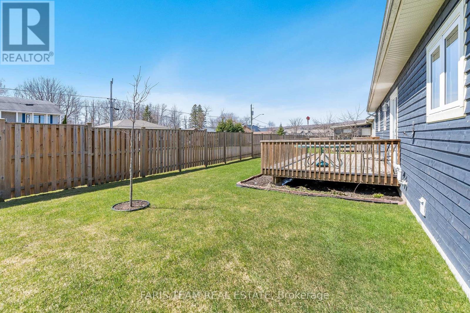 18 Grew Crescent, Penetanguishene, Ontario  L9M 0A4 - Photo 24 - S12135019