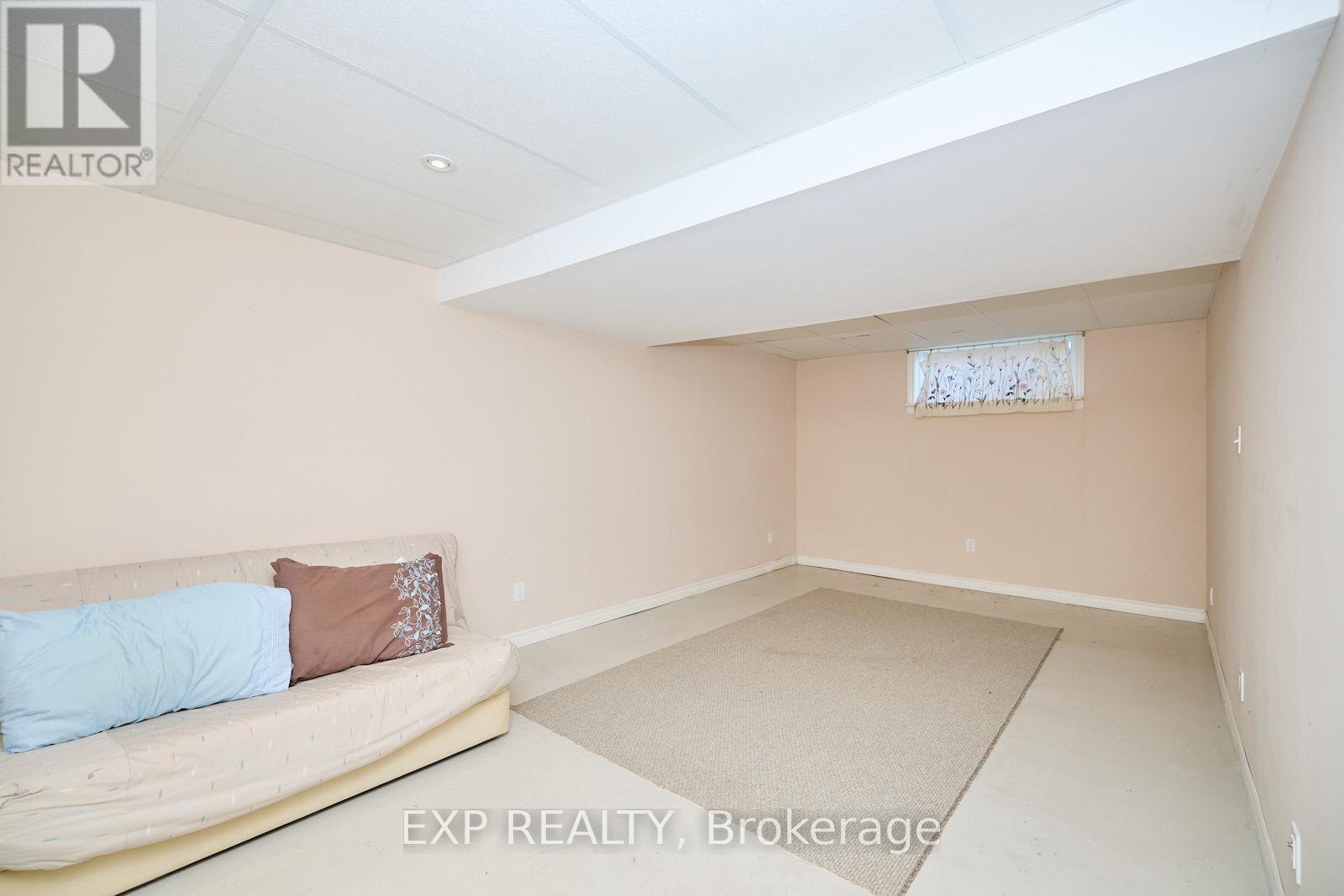 23 - 5595 Drummond Road, Niagara Falls, Ontario  L2G 4L2 - Photo 18 - X12135221