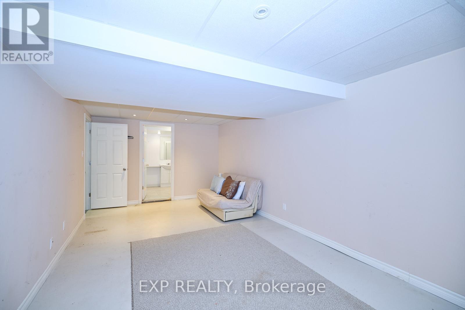 23 - 5595 Drummond Road, Niagara Falls, Ontario  L2G 4L2 - Photo 19 - X12135221