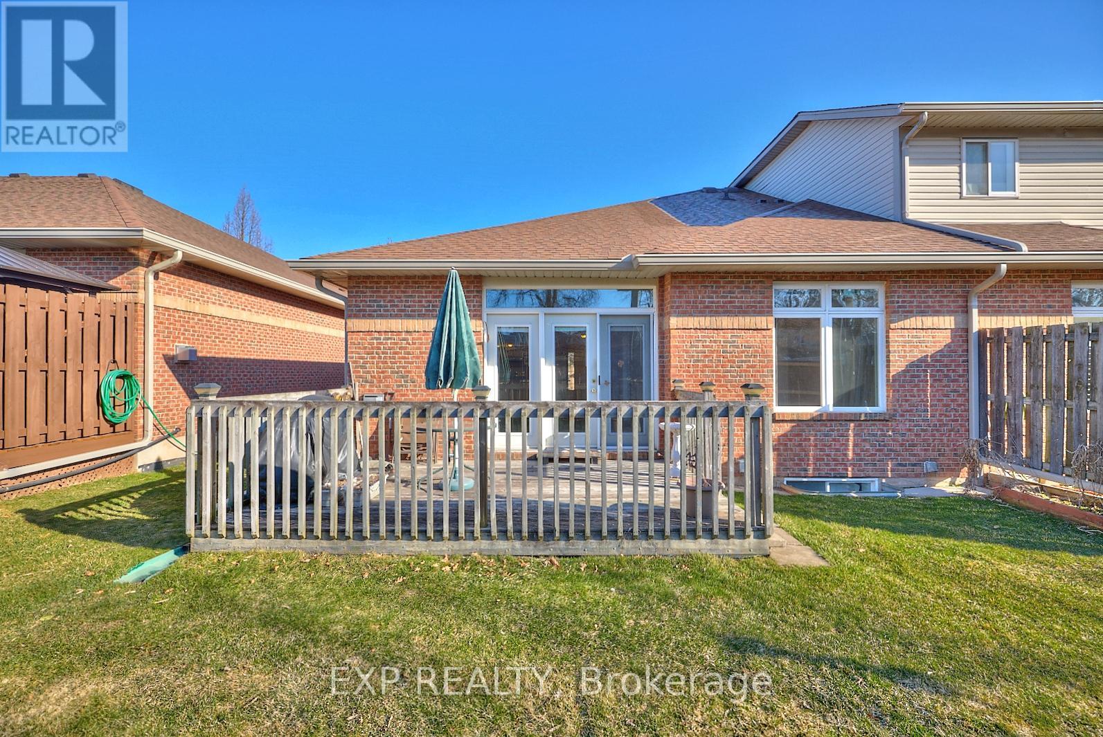 23 - 5595 Drummond Road, Niagara Falls, Ontario  L2G 4L2 - Photo 22 - X12135221