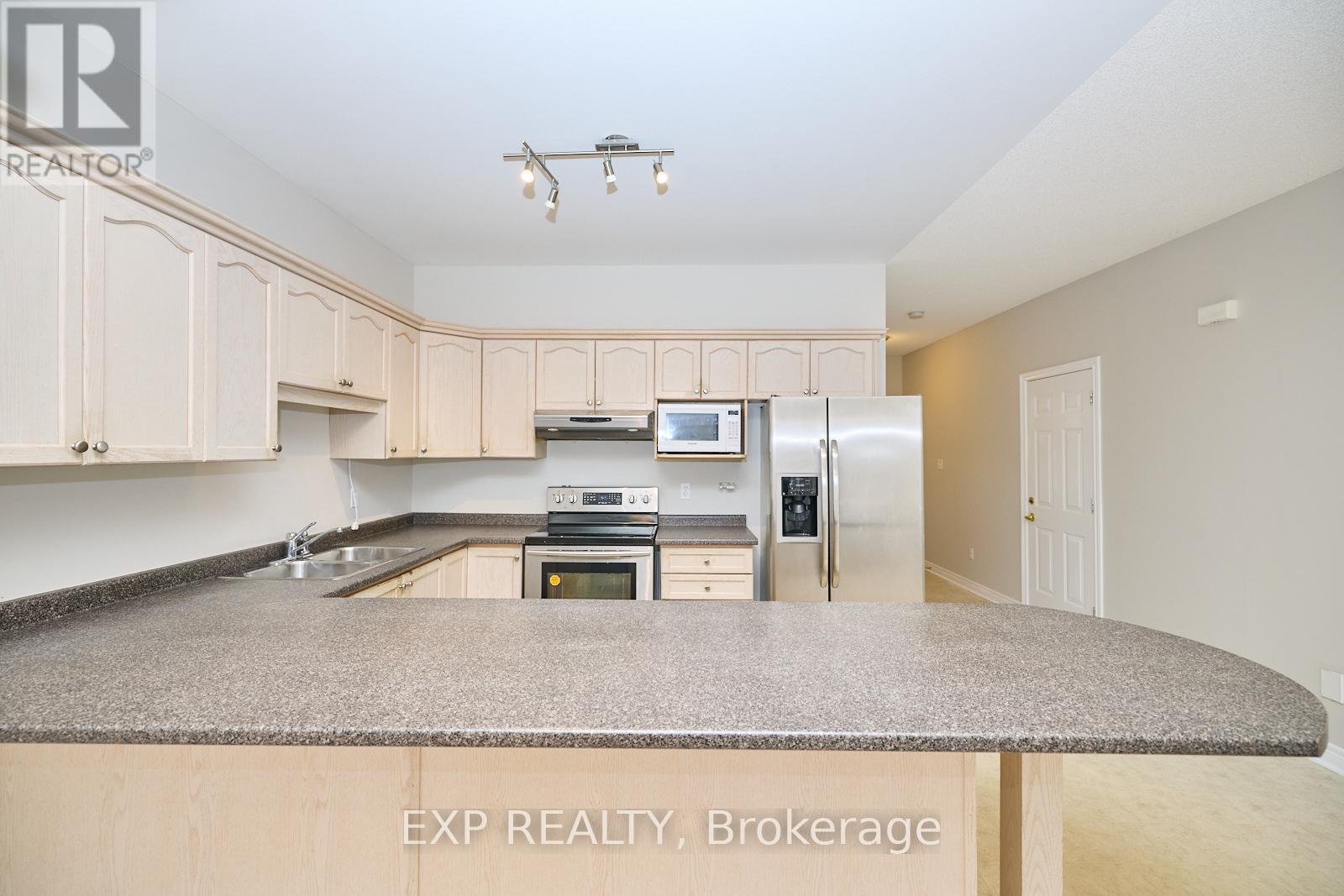 23 - 5595 Drummond Road, Niagara Falls, Ontario  L2G 4L2 - Photo 7 - X12135221