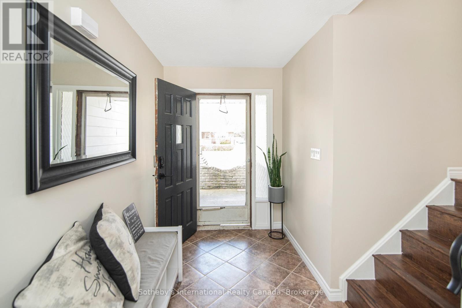 Property at 18 HEWITT DRIVE image 3