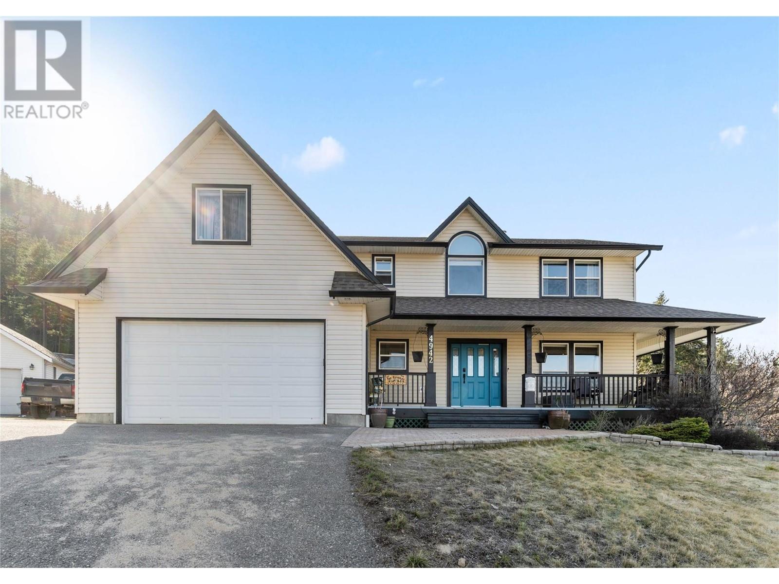 Property at 4942 WOODLAND Court image 1