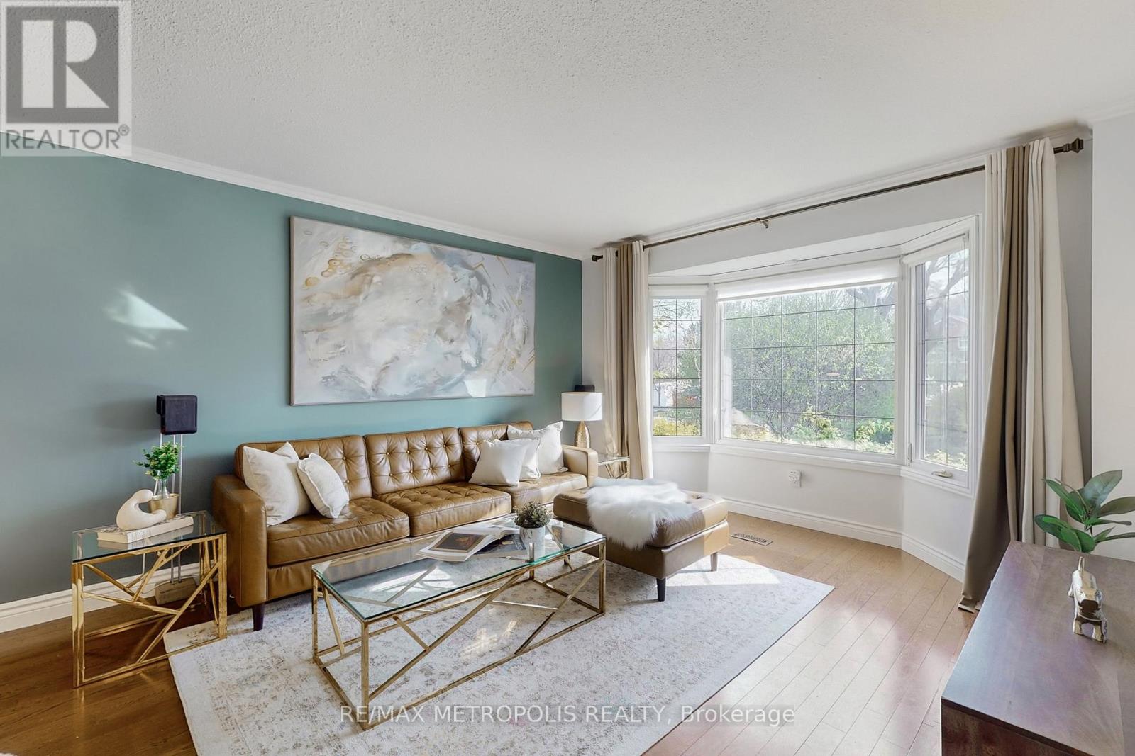 1310 Golden Meadow Trail, Oakville, Ontario  L6H 4L8 - Photo 6 - W12135072