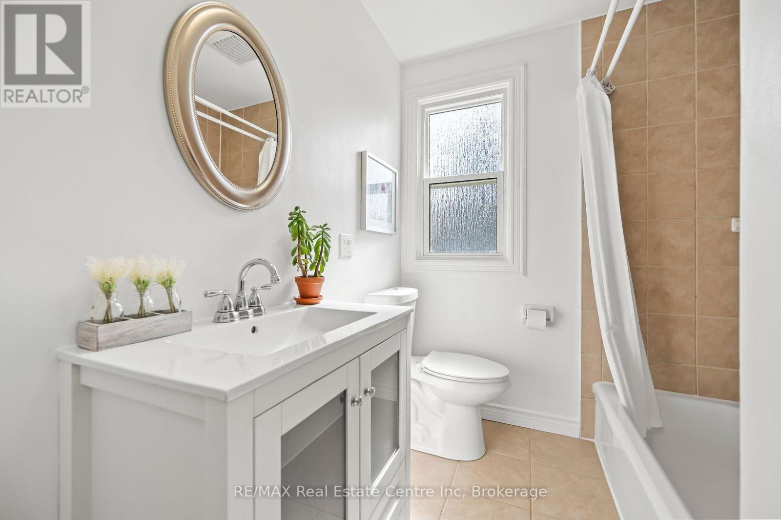 513 Speedvale Avenue E, Guelph, Ontario  N1E 1P5 - Photo 12 - X12135195
