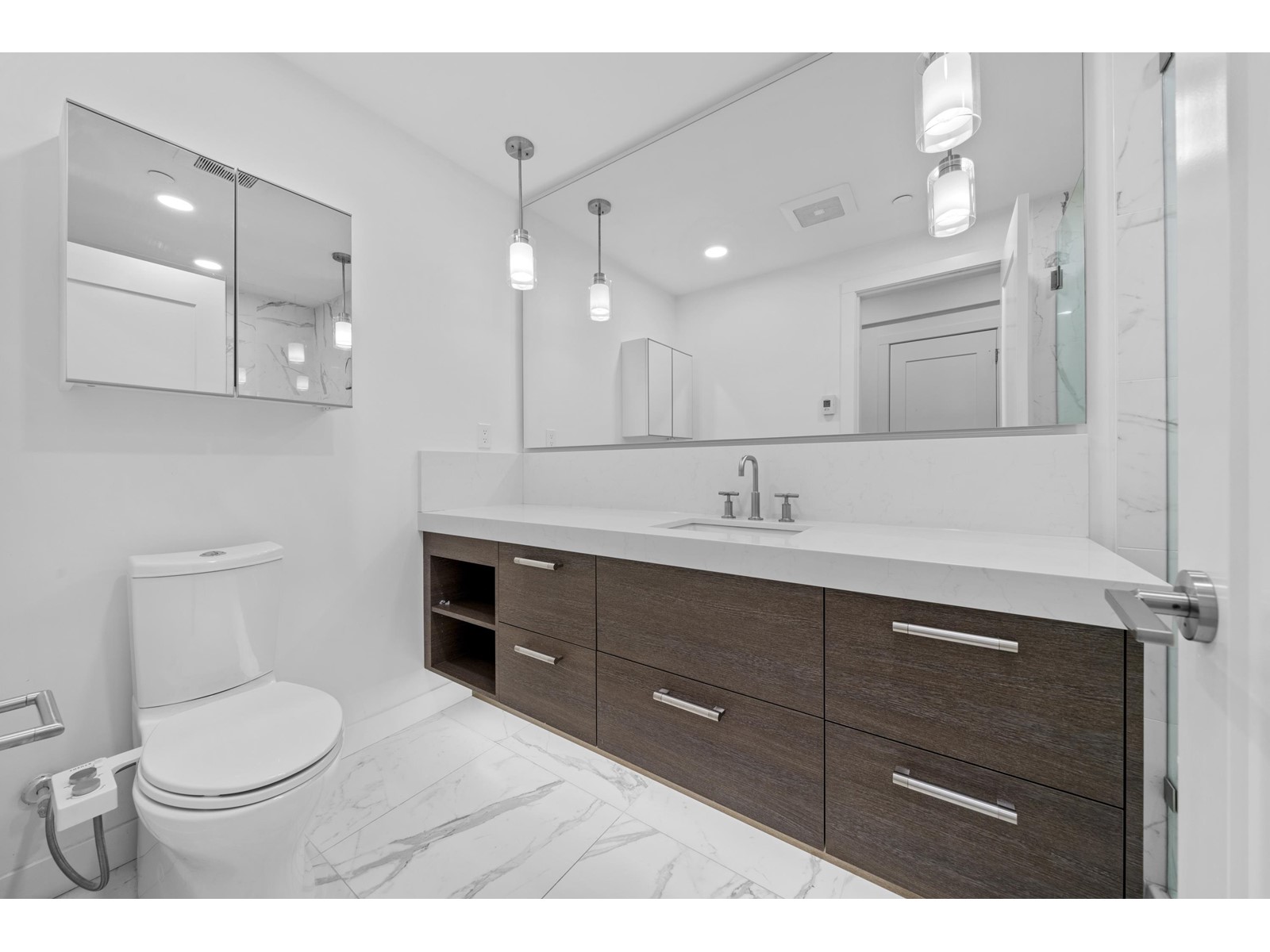 107 33540 Mayfair Avenue, Abbotsford, British Columbia  V2S 0J3 - Photo 6 - R3000200