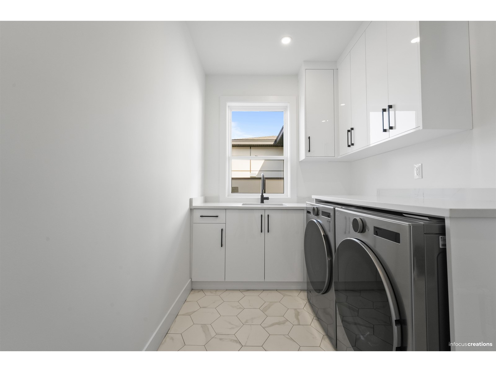 15448 76b Avenue, Surrey, British Columbia  V3S 3P3 - Photo 31 - R2996287