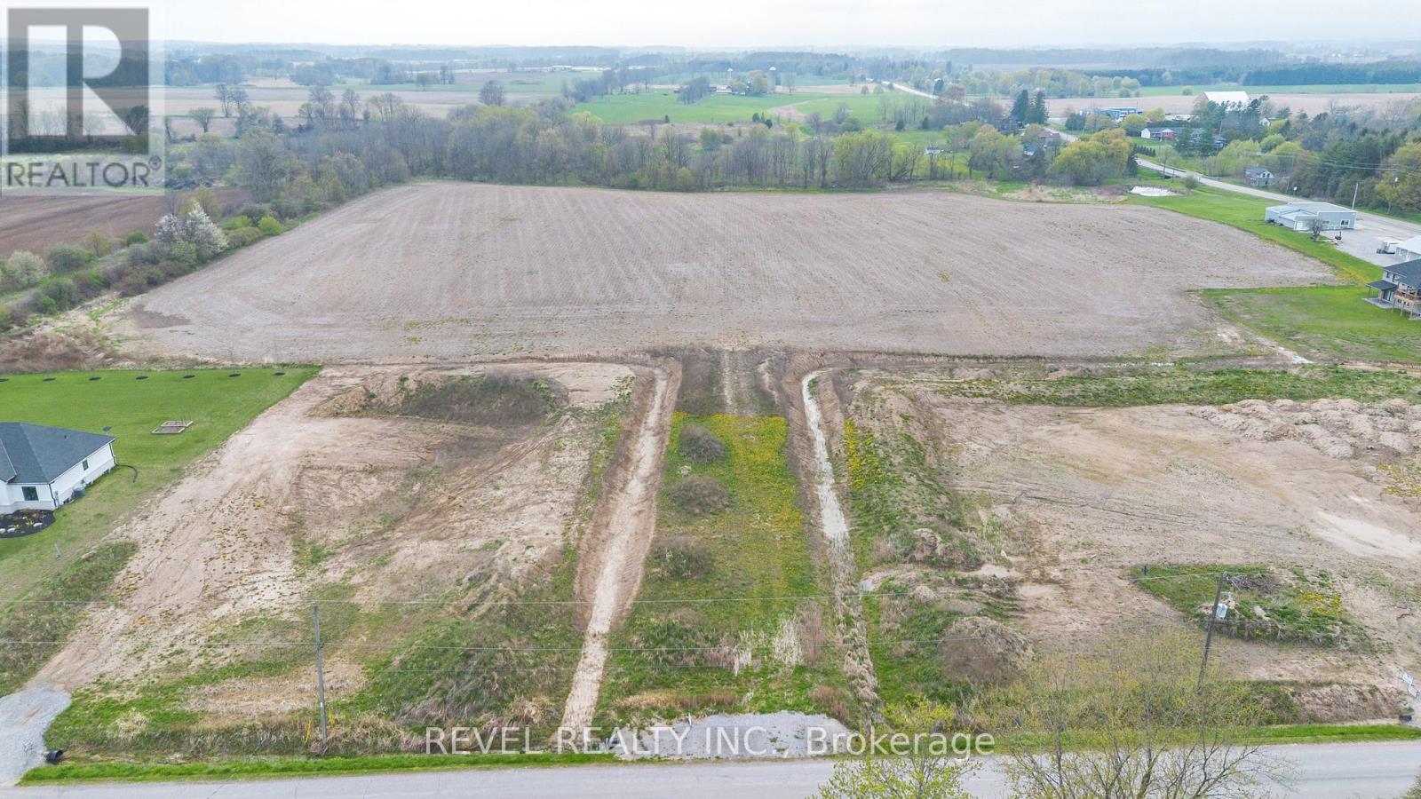 701 VILLA NOVA ROAD, Norfolk, Ontario