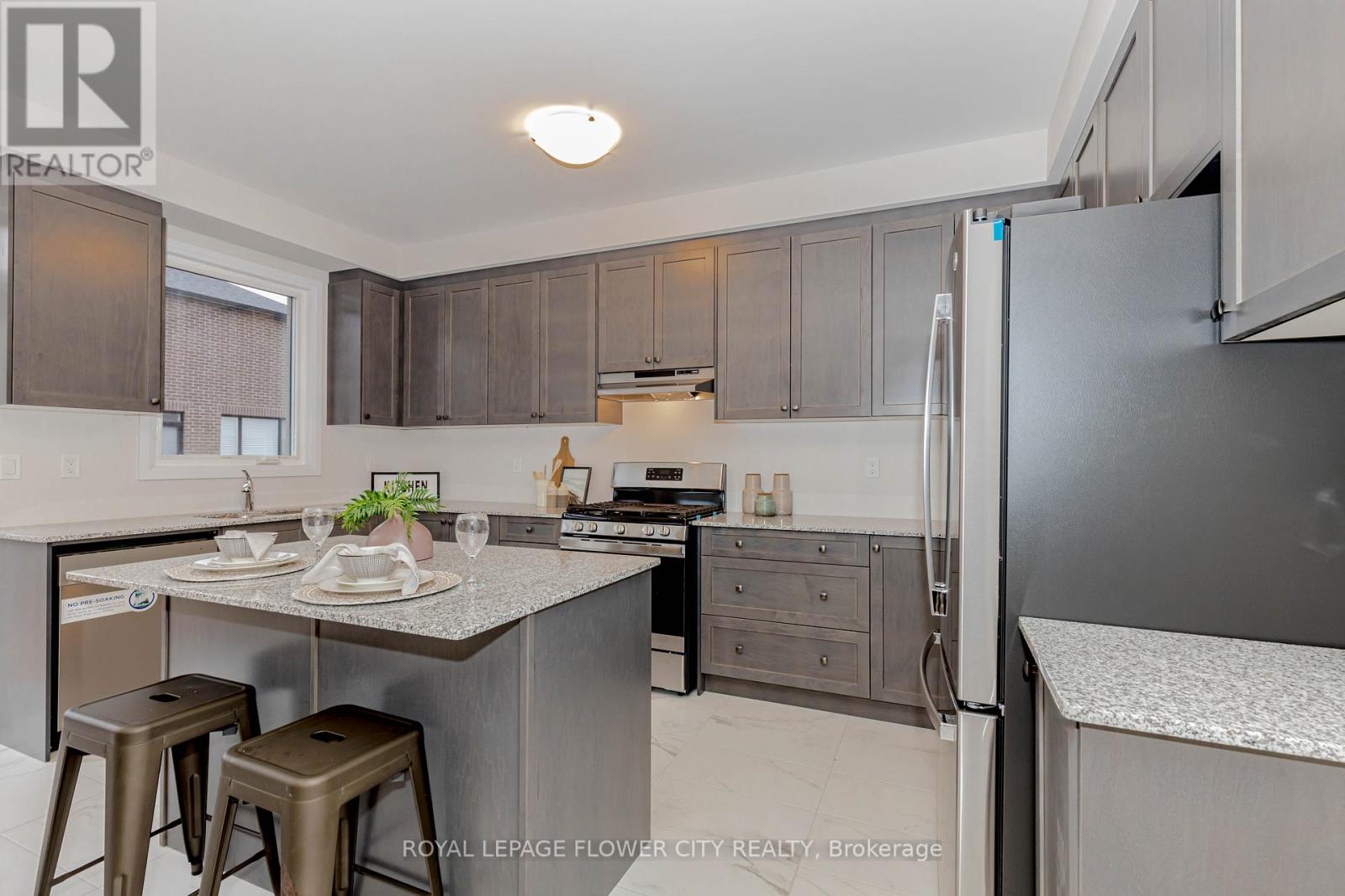 64 Conboy Drive, Erin, Ontario  N0B 1T0 - Photo 24 - X12135000