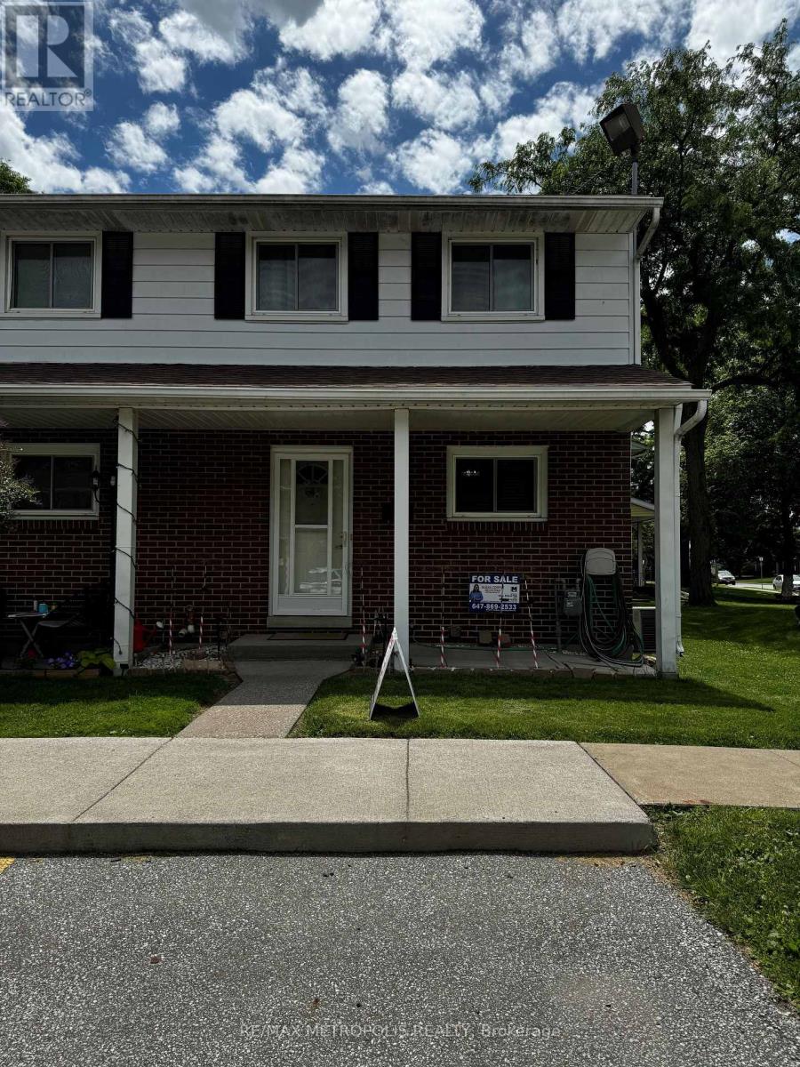 2 - 2994 Meadowbrook Lane, Windsor, Ontario  N8T 3G8 - Photo 2 - X12135088