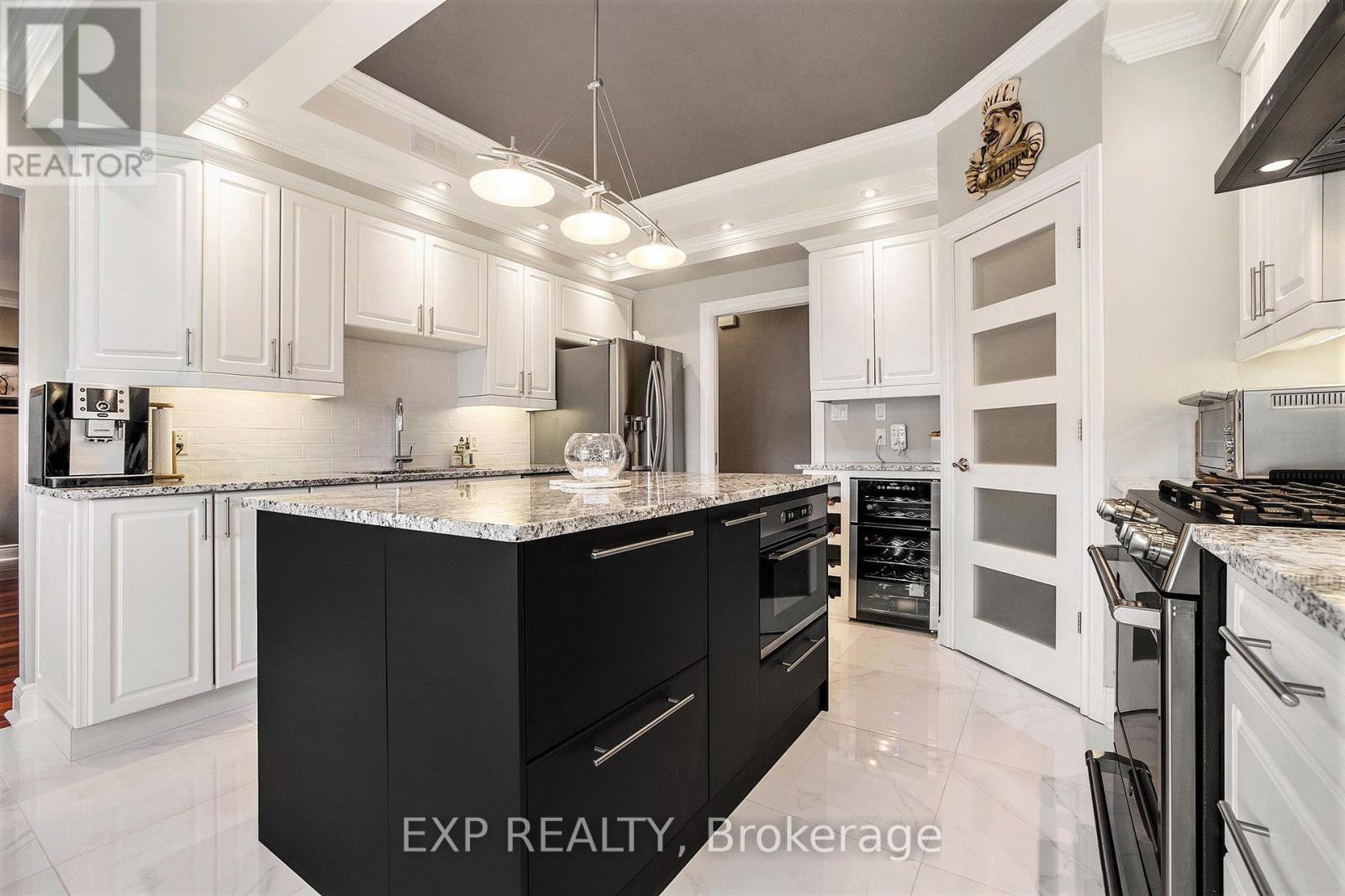 76 Brightside Avenue, Ottawa, Ontario  K2S 1K2 - Photo 12 - X12135205