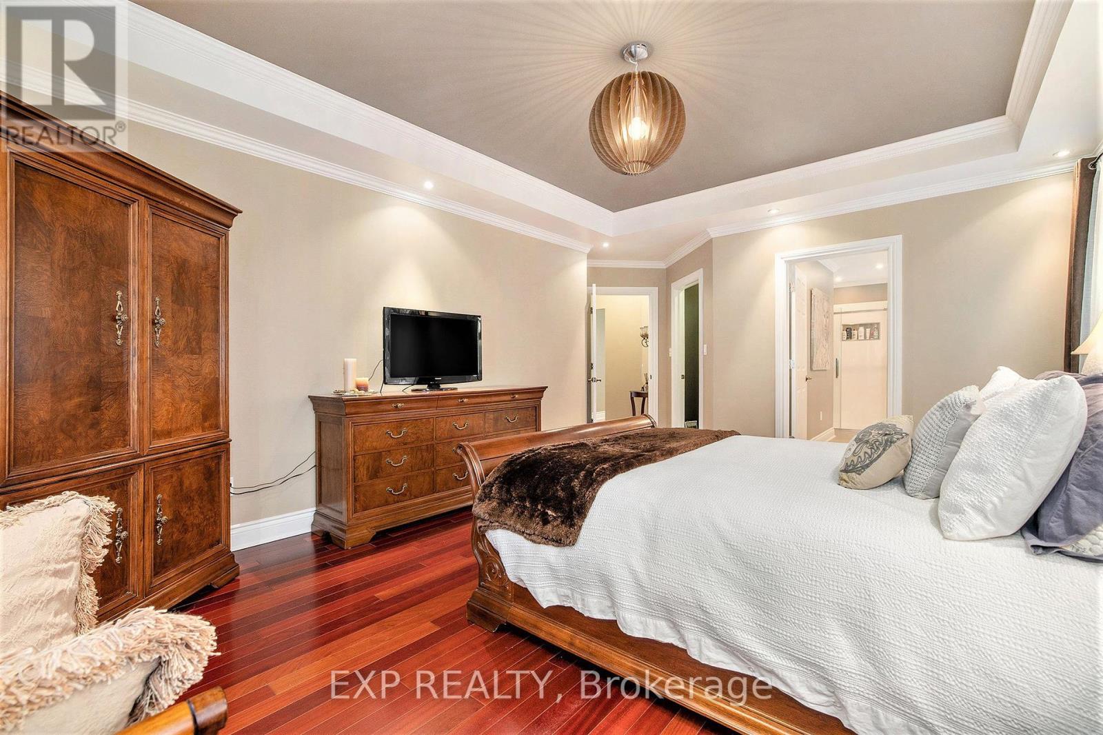 76 Brightside Avenue, Ottawa, Ontario  K2S 1K2 - Photo 22 - X12135205