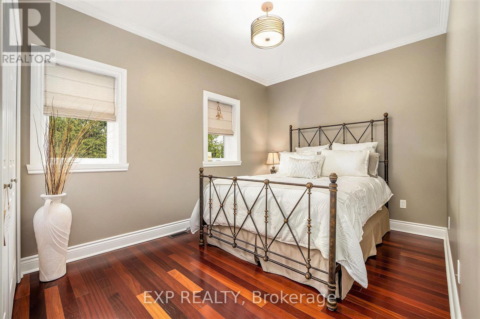76 Brightside Avenue, Ottawa, Ontario  K2S 1K2 - Photo 24 - X12135205