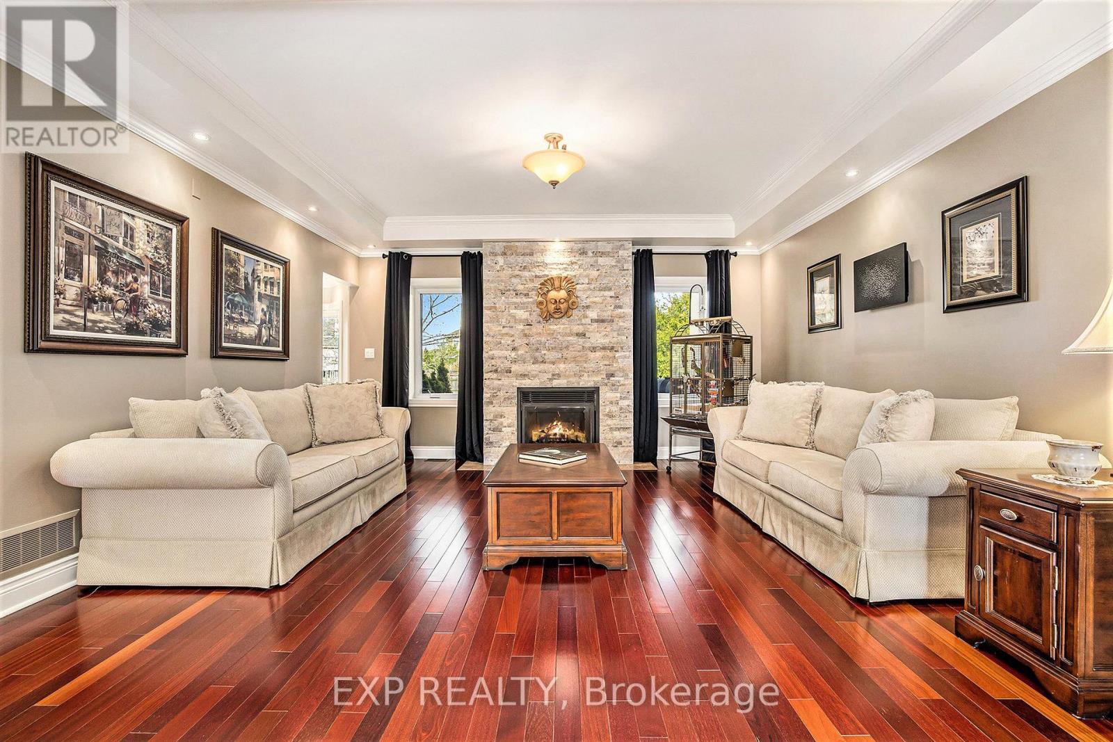 76 Brightside Avenue, Ottawa, Ontario  K2S 1K2 - Photo 4 - X12135205