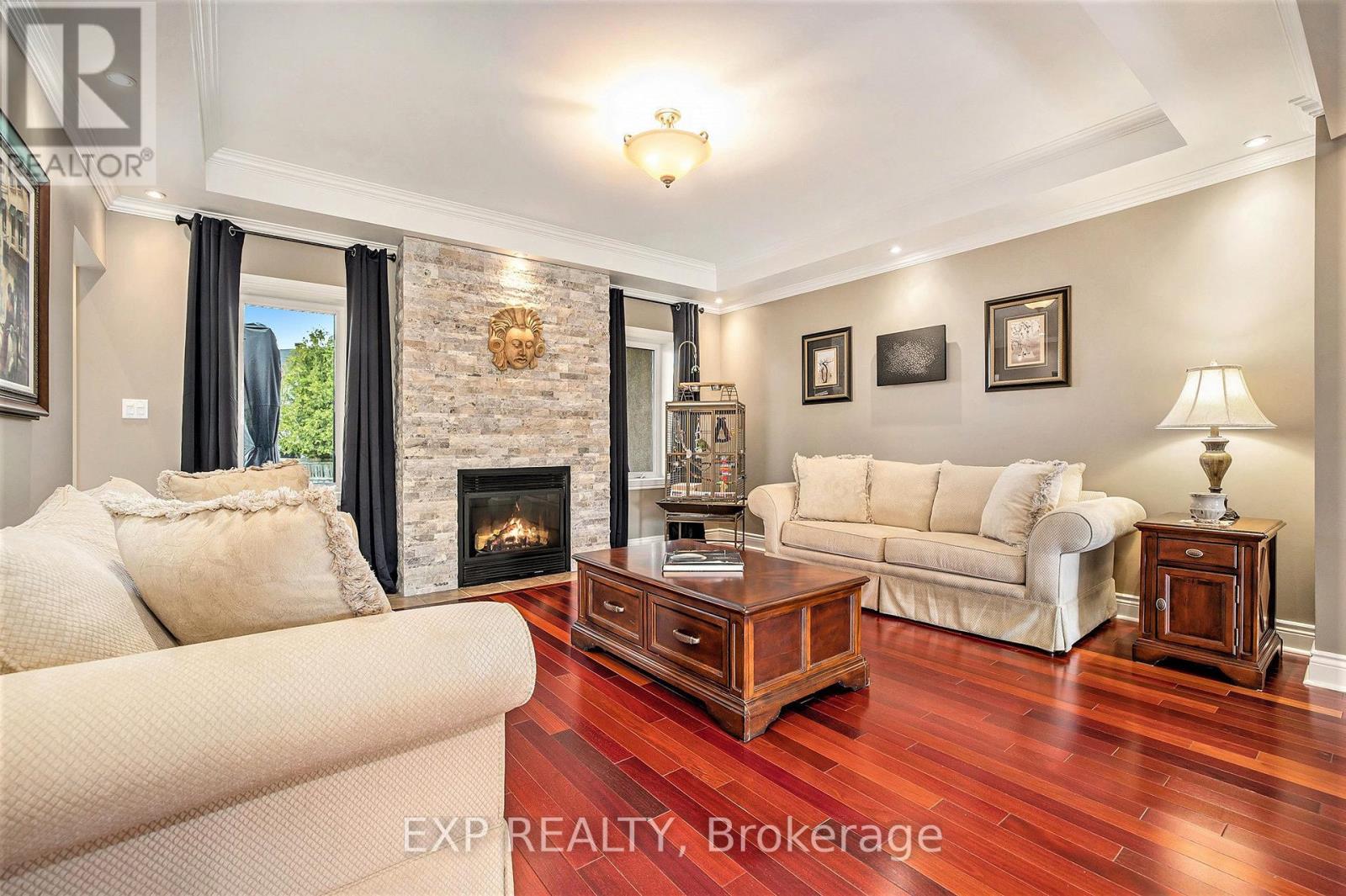 76 Brightside Avenue, Ottawa, Ontario  K2S 1K2 - Photo 5 - X12135205