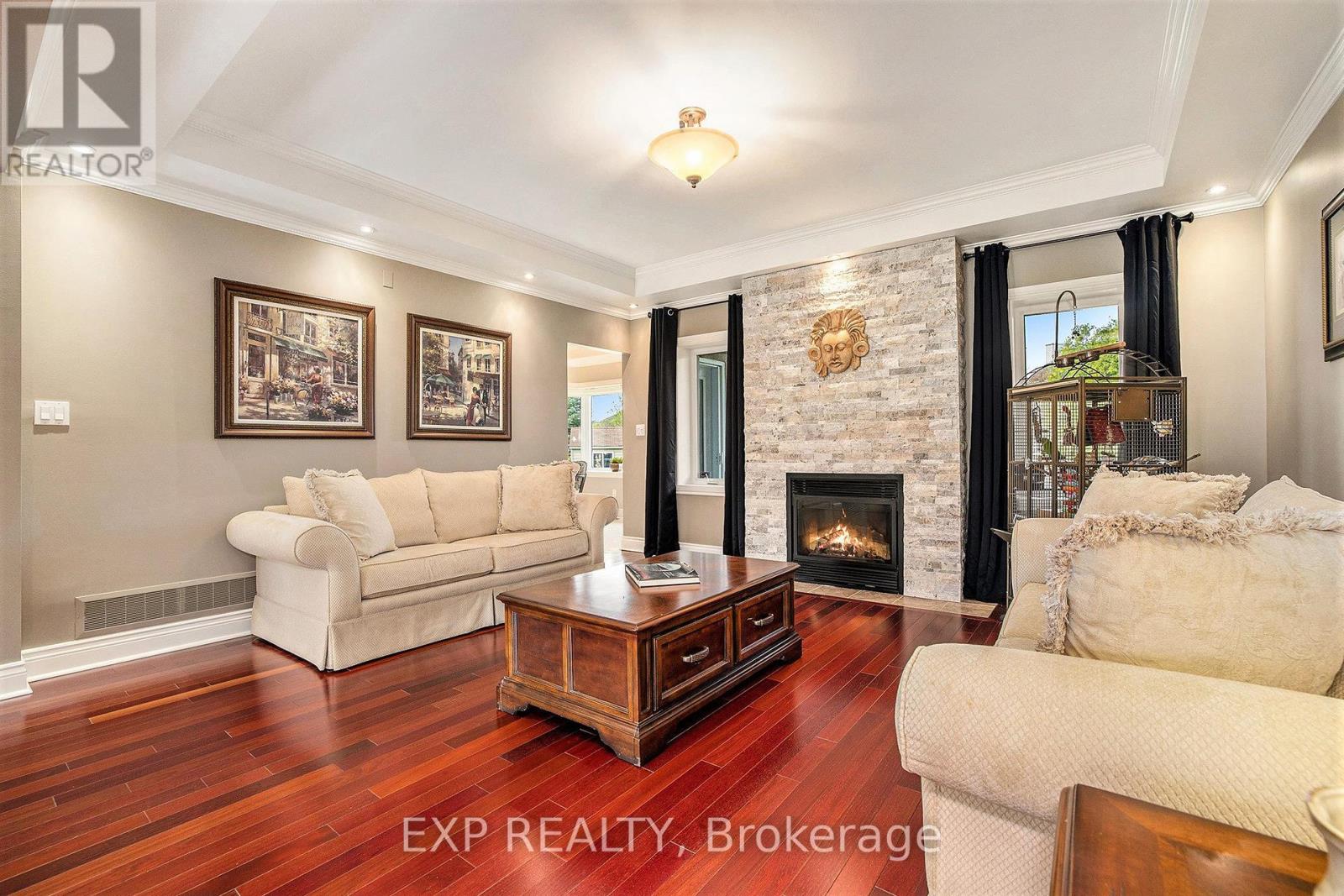 76 Brightside Avenue, Ottawa, Ontario  K2S 1K2 - Photo 6 - X12135205