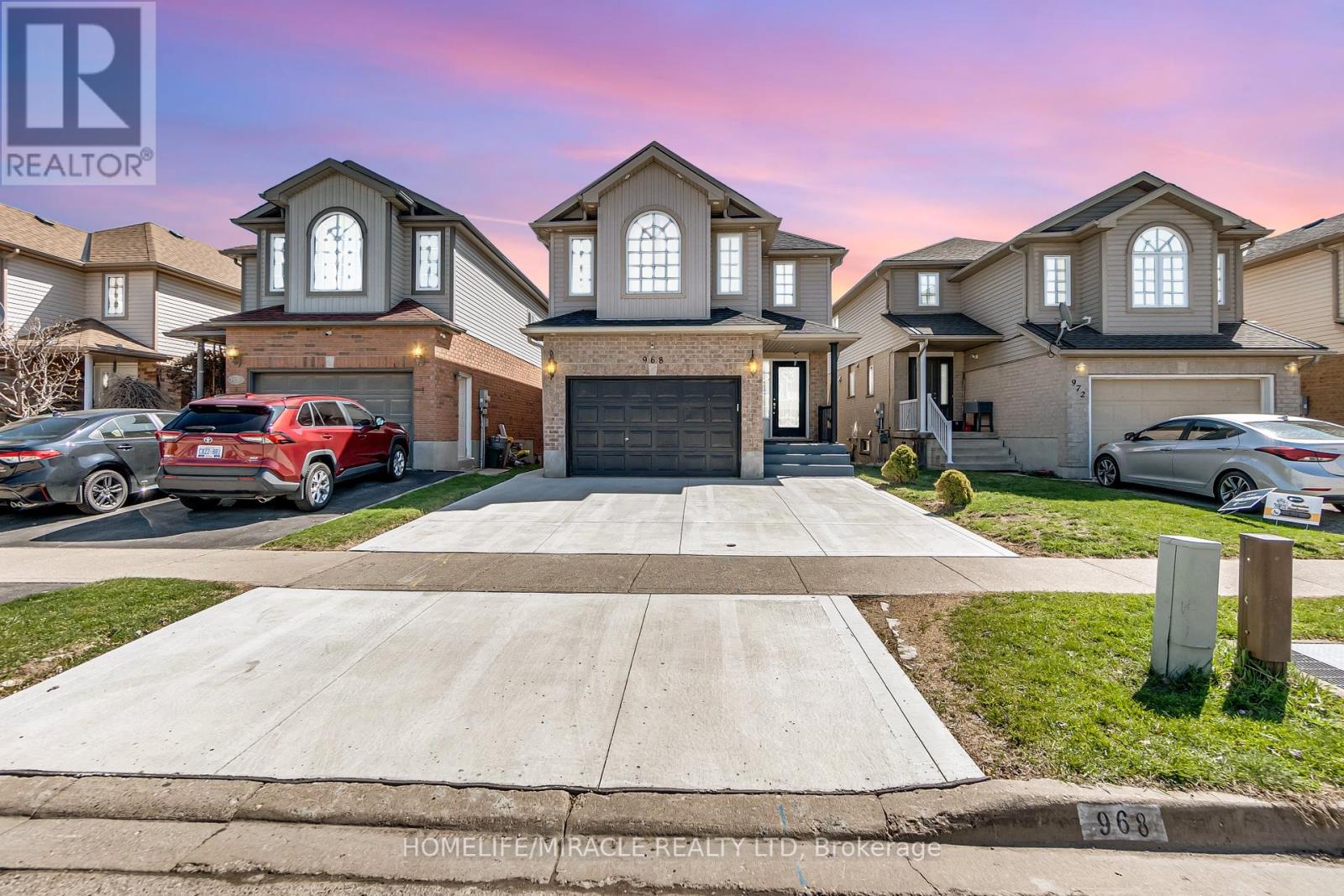 Property at 968 COPPER LEAF CRESCENT image 1