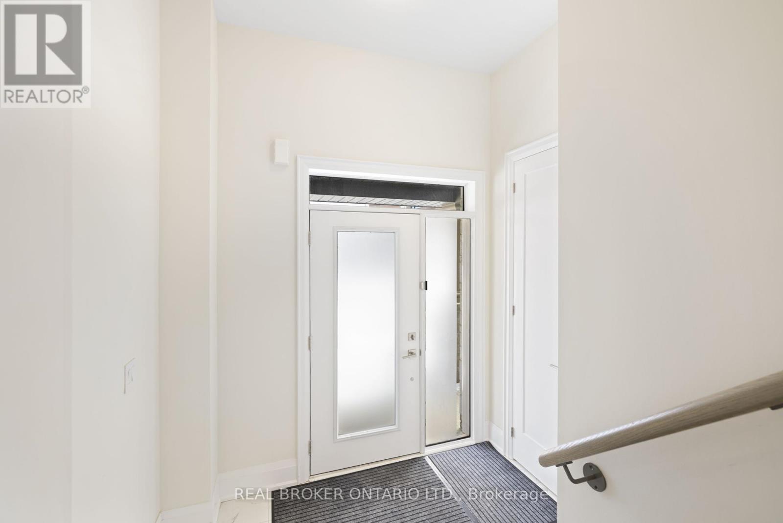 Property at 78 TEMPEL STREET image 5