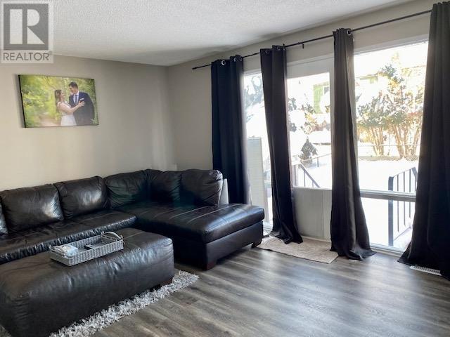 14 5320 Mountainview Drive, Fort Nelson, British Columbia  V0C 1R0 - Photo 3 - R2957393