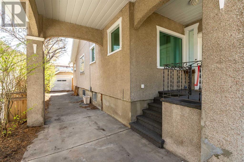Property at 1635 13 Avenue SW image 5