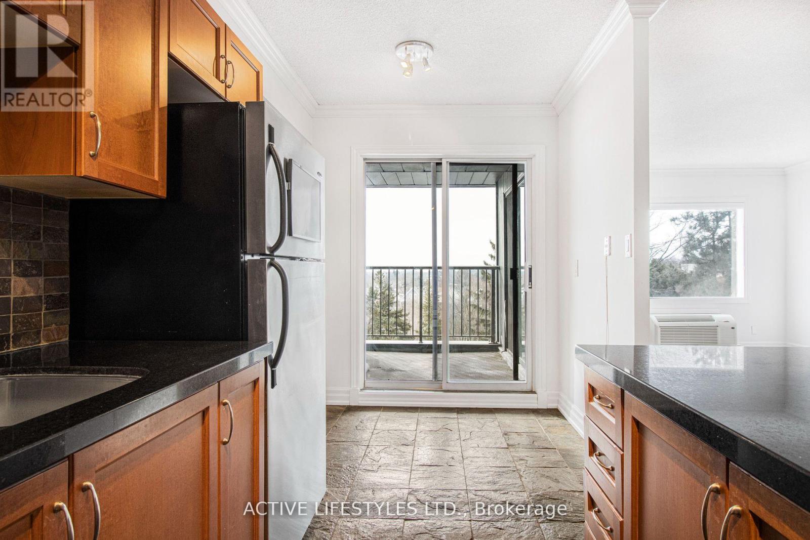 504 - 1000 Cedarglen Gate, Mississauga, Ontario  L5C 3Z5 - Photo 30 - W12135039