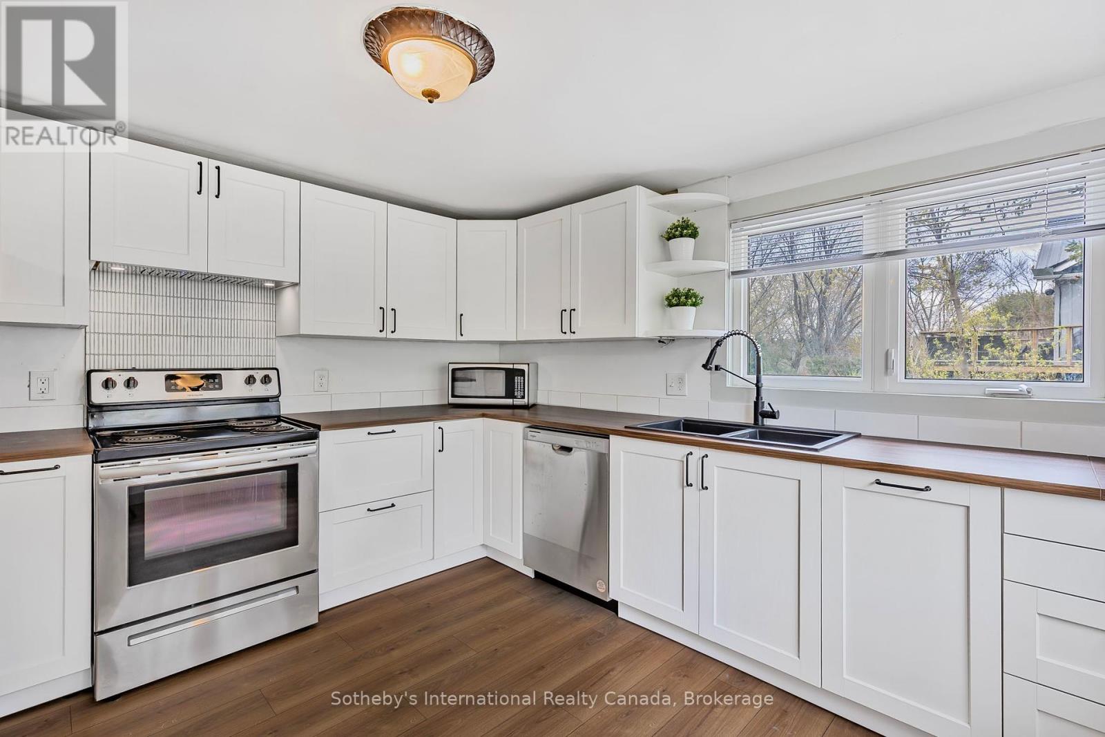 266 Port Hoover Road, Kawartha Lakes, Ontario  K0M 2C0 - Photo 8 - X12135044