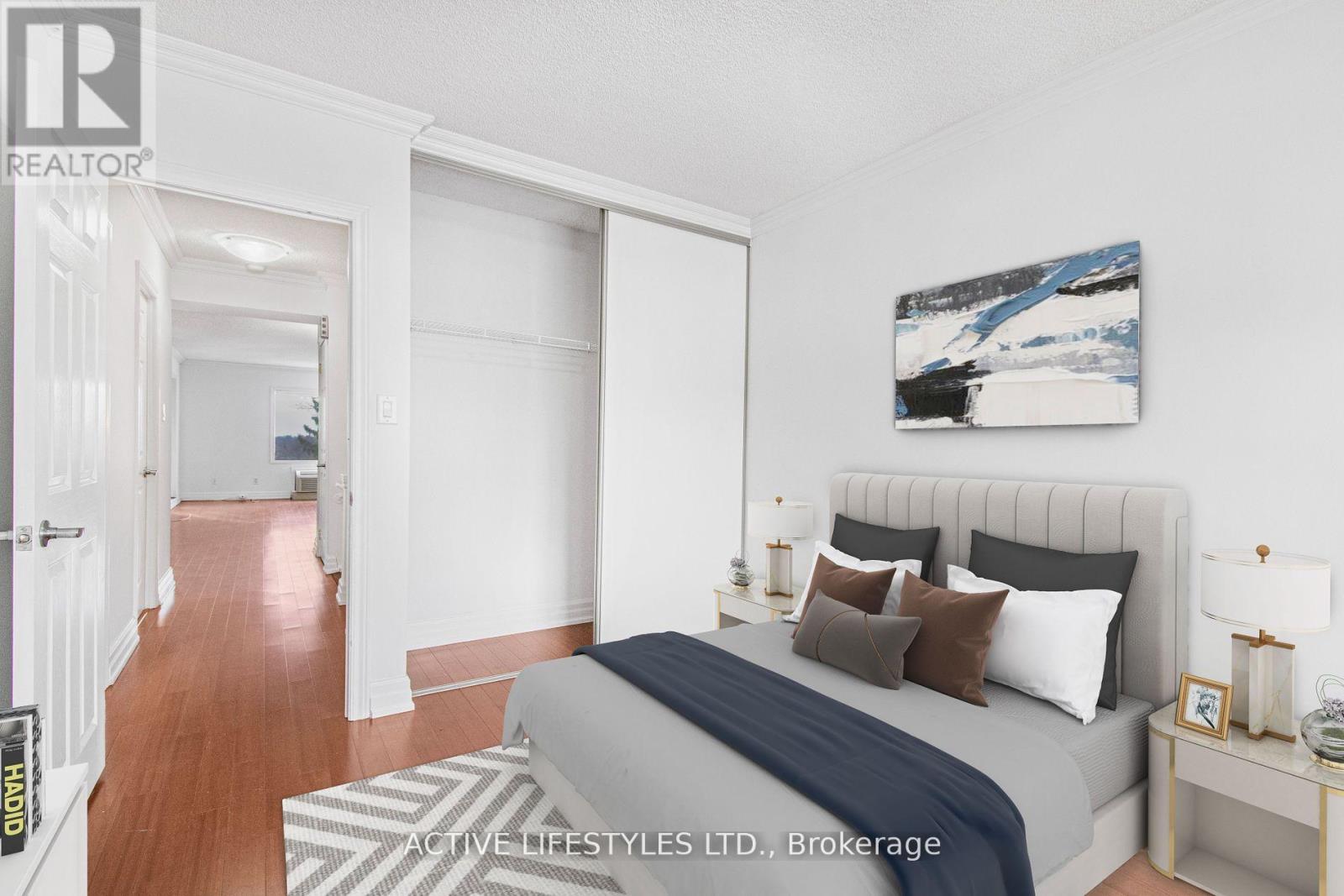 504 - 1000 Cedarglen Gate, Mississauga, Ontario  L5C 3Z5 - Photo 13 - W12135039