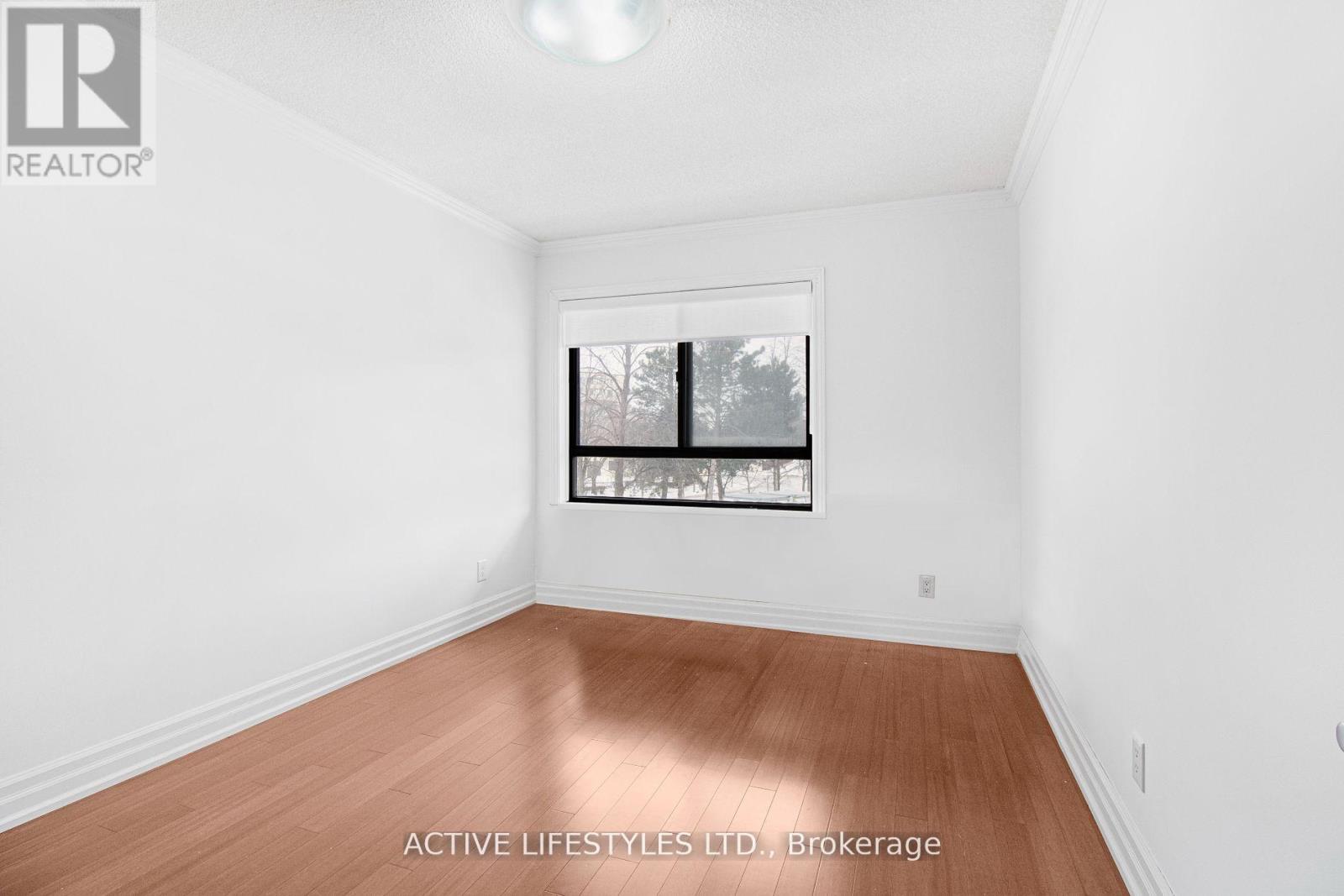 504 - 1000 Cedarglen Gate, Mississauga, Ontario  L5C 3Z5 - Photo 17 - W12135039