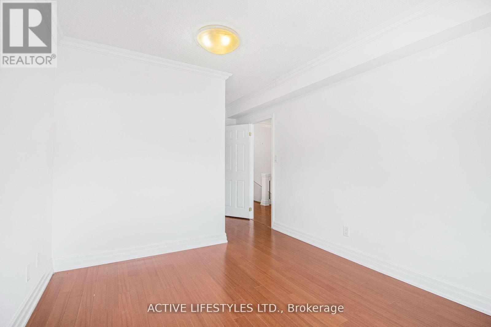 504 - 1000 Cedarglen Gate, Mississauga, Ontario  L5C 3Z5 - Photo 22 - W12135039