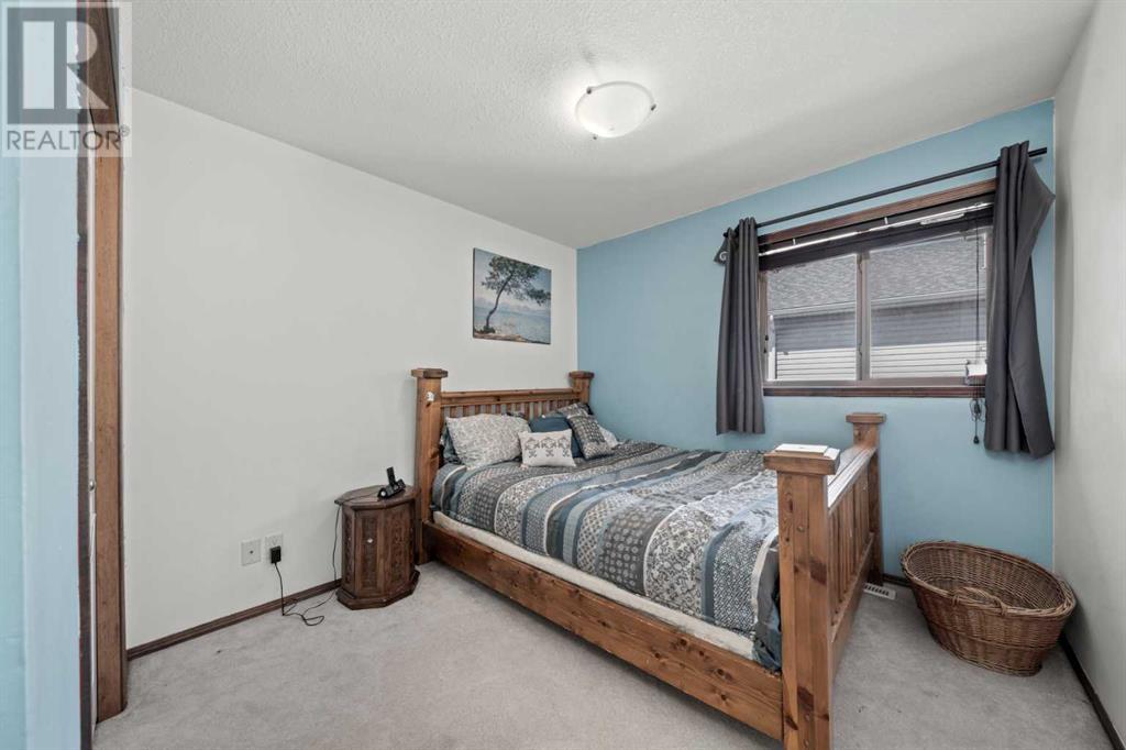 10 Crystalridge Bay, Okotoks, Alberta  T1S 1W5 - Photo 28 - A2217271