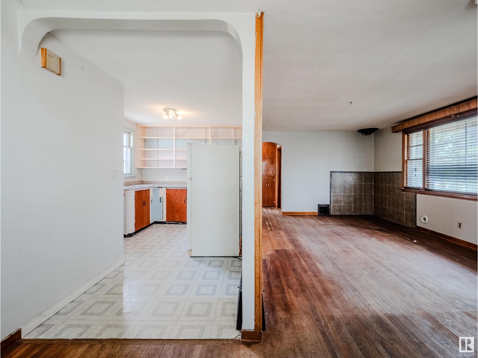 9128 81 Av Nw, Edmonton, Alberta  T6C 0X1 - Photo 13 - E4435298