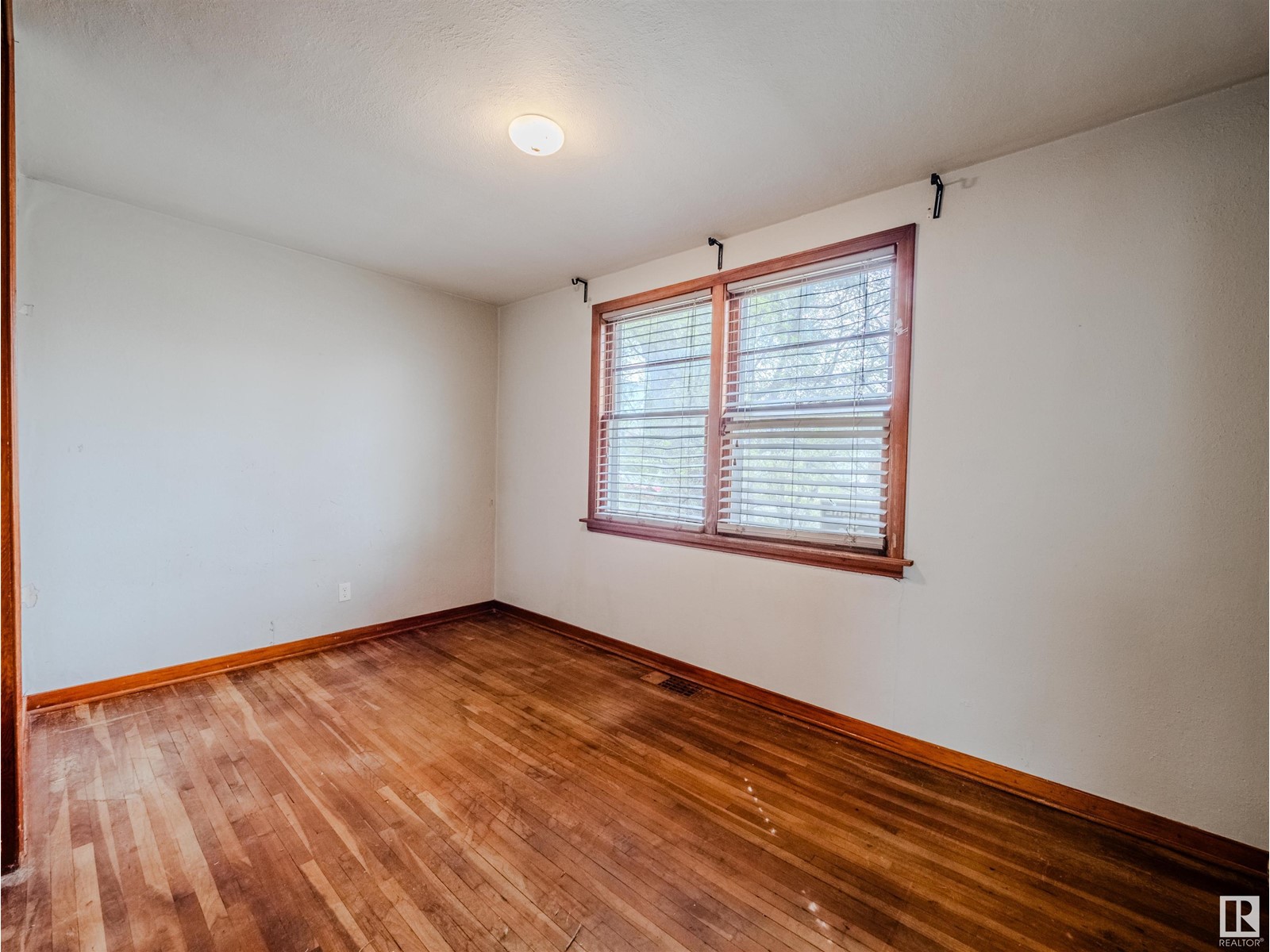 9128 81 Av Nw, Edmonton, Alberta  T6C 0X1 - Photo 23 - E4435298