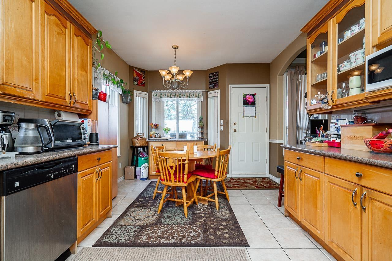 12167 93a Avenue, Surrey, British Columbia  V3V 1L2 - Photo 12 - R2992396