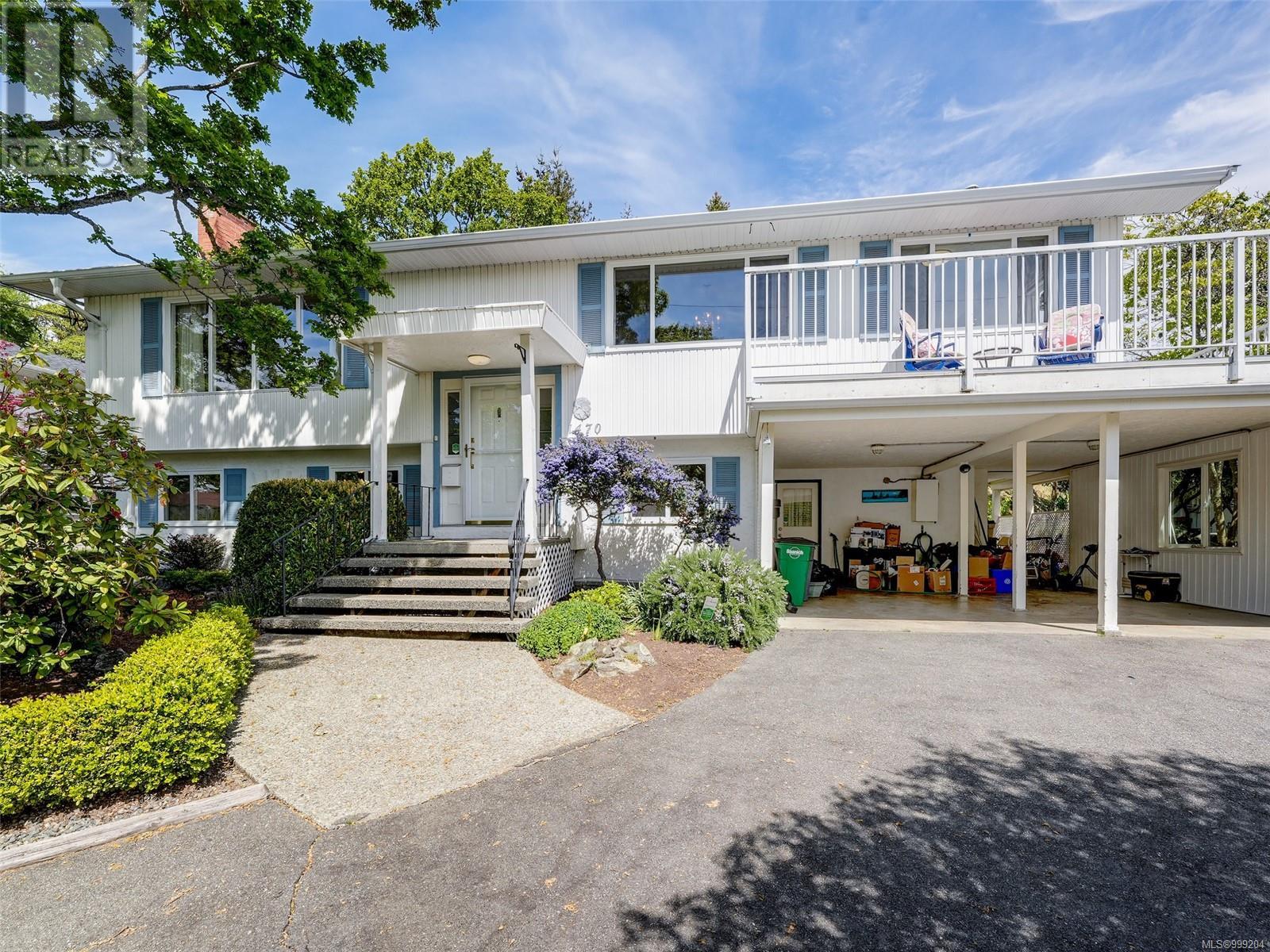 1470 Banff Pl, Saanich real estate listing 999204 for sale